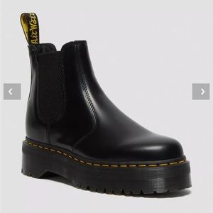 Dr. Martens 2976 Smooth Leather Platform Chelsea Boot